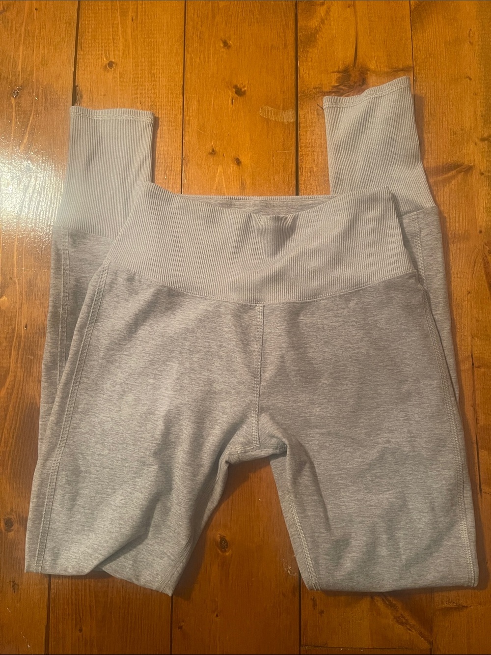 ALO Yoga High-Waist Alosoft Lounge Legging - Athletic Heather Grey